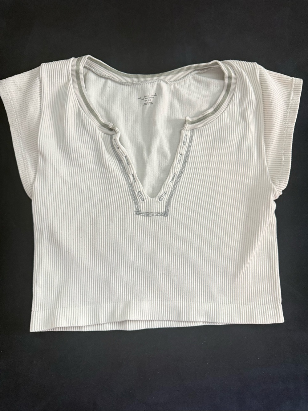 Urban Outfitters White Ribbed Notch-Neck Crop Top